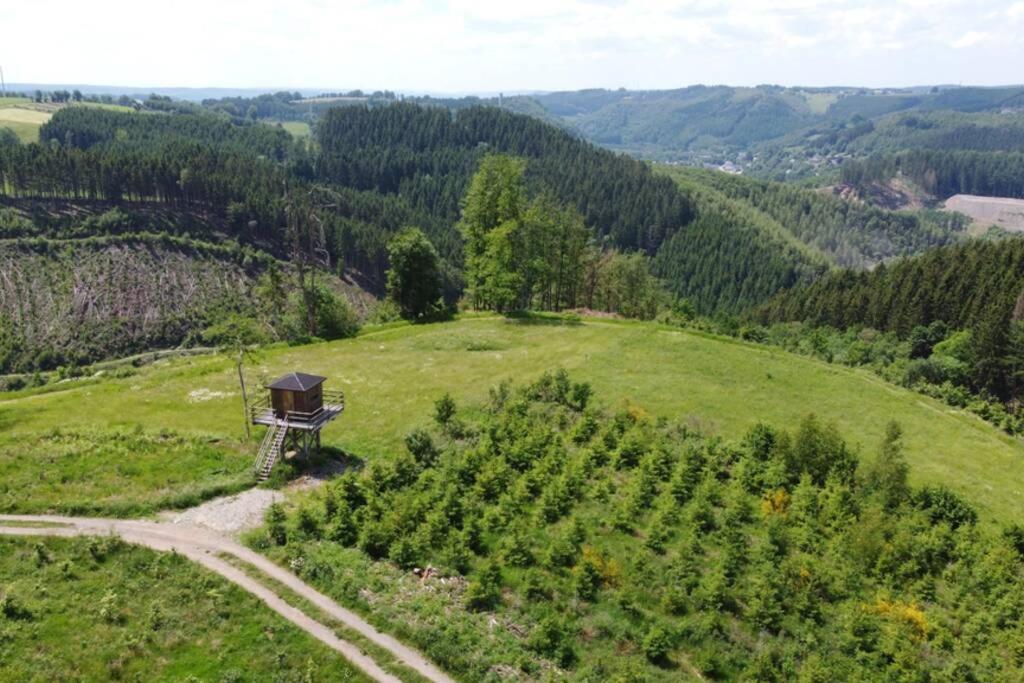 Le Grand Cerf 25 Pers, Malmedy- Chalet Rustique, Jardin Exteriér fotografie