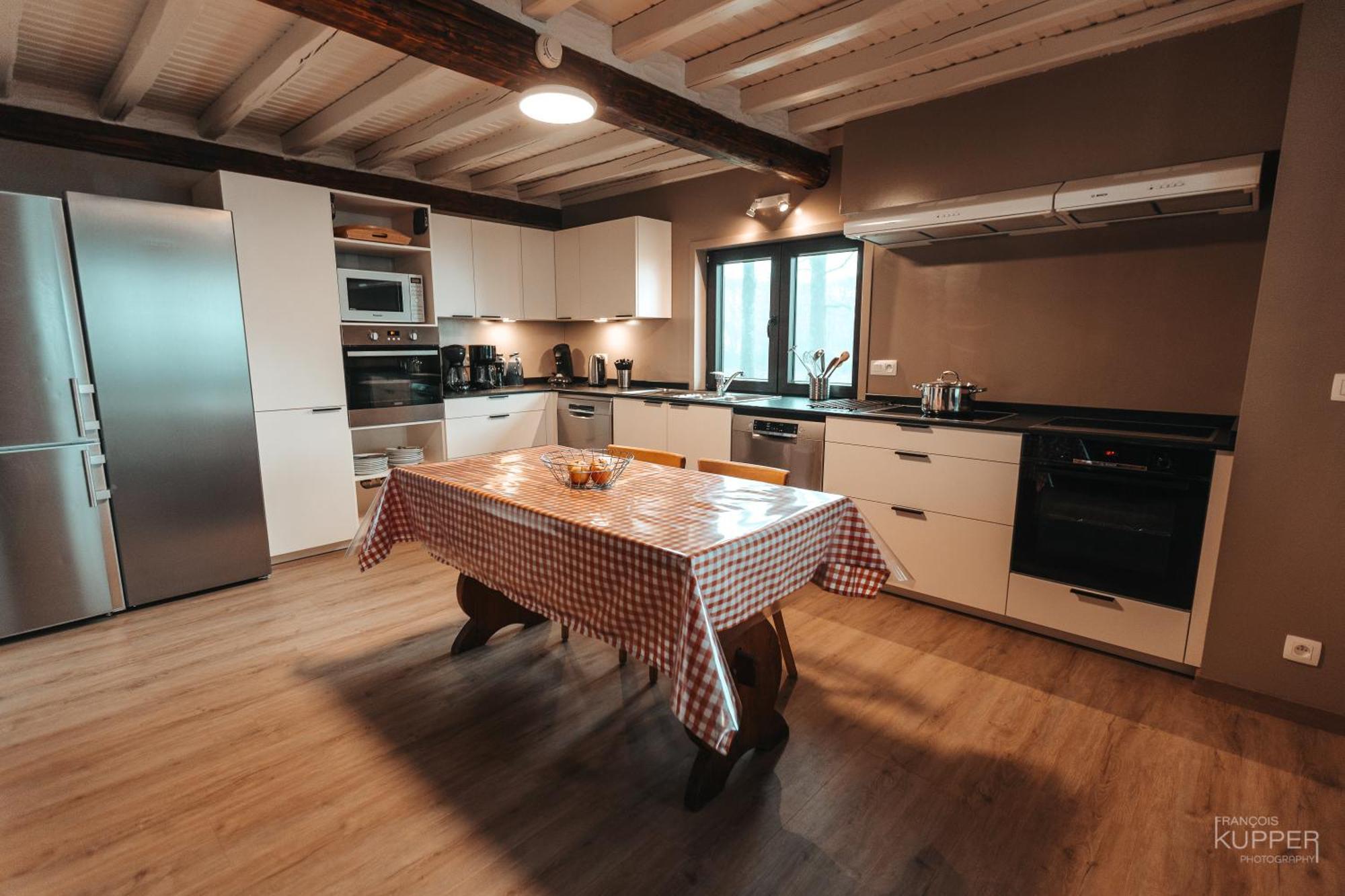 Le Grand Cerf 25 Pers, Malmedy- Chalet Rustique, Jardin Exteriér fotografie